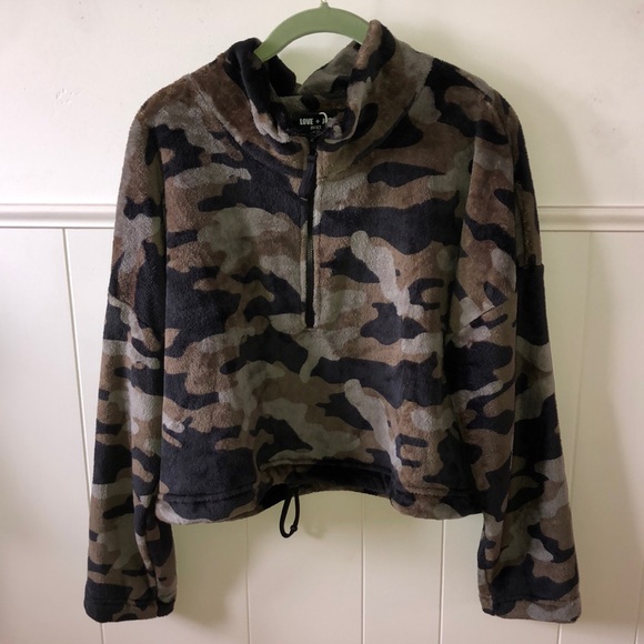 Cropped camo sweater - Picture 1 of 3